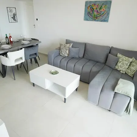 White Appartement
